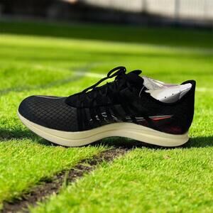 Saucony Women’s Terminal VT Track Shoe – Black/Vizi